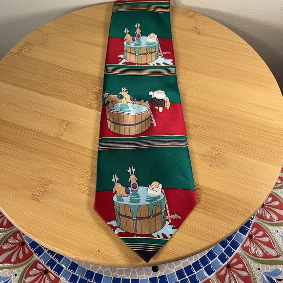 Vintage Kersten Brothers Jolly Ol’ Nicktites Christmas Tie Santa in Hot Tub - Picture 2 of 5